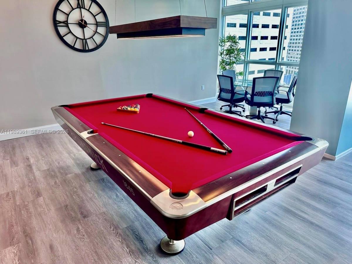 Apartment for rent at 300 S Biscayne Blvd #L-410, Miami, FL 33131
