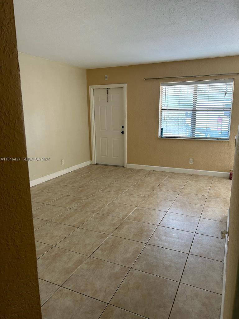 Apartment for rent at 2607 NE 8th Ave, Fort Lauderdale, FL 33334