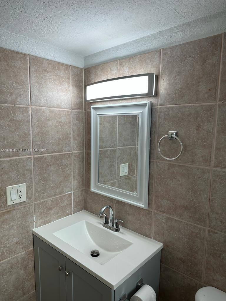 Apartment for rent at 2607 NE 8th Ave, Fort Lauderdale, FL 33334
