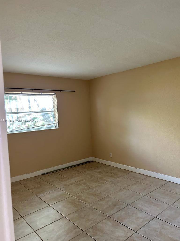Apartment for rent at 2607 NE 8th Ave, Fort Lauderdale, FL 33334
