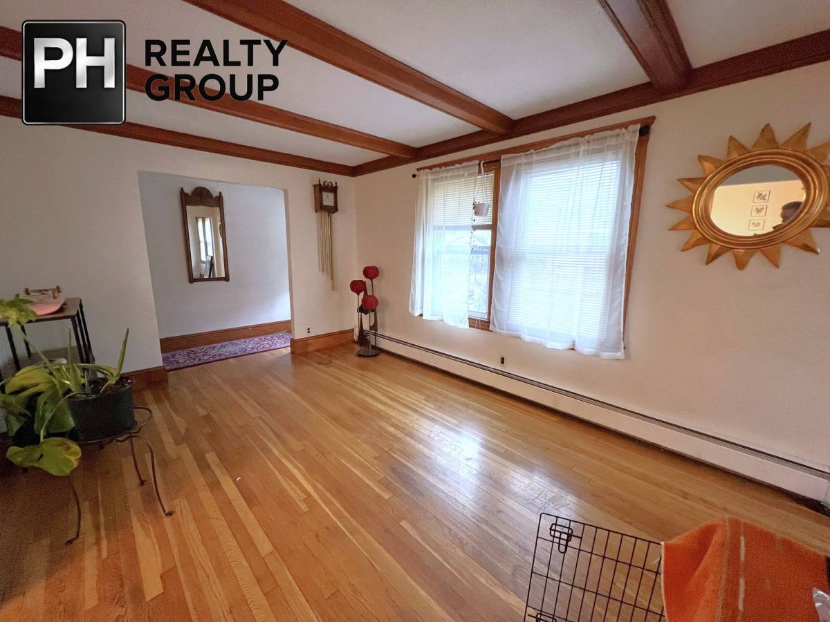 Apartment for rent at 385 Arlington St #1, Watertown, MA 02472