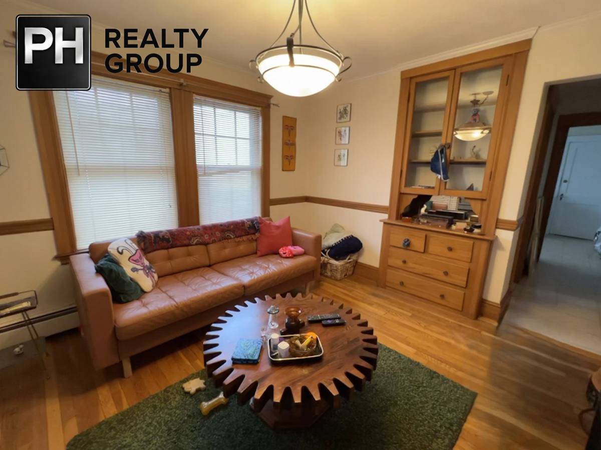 Apartment for rent at 385 Arlington St #1, Watertown, MA 02472