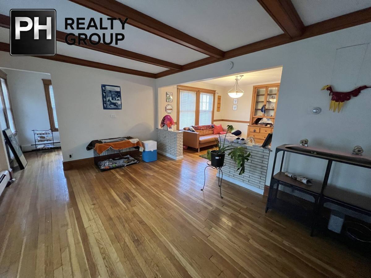 Apartment for rent at 385 Arlington St #1, Watertown, MA 02472