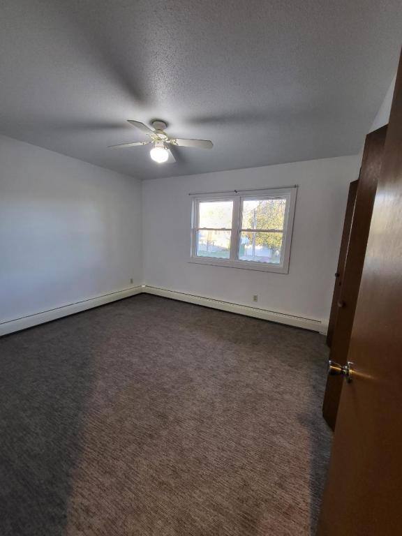 Apartment for rent at 1739 1st Ave N #11, Estherville, IA 51334