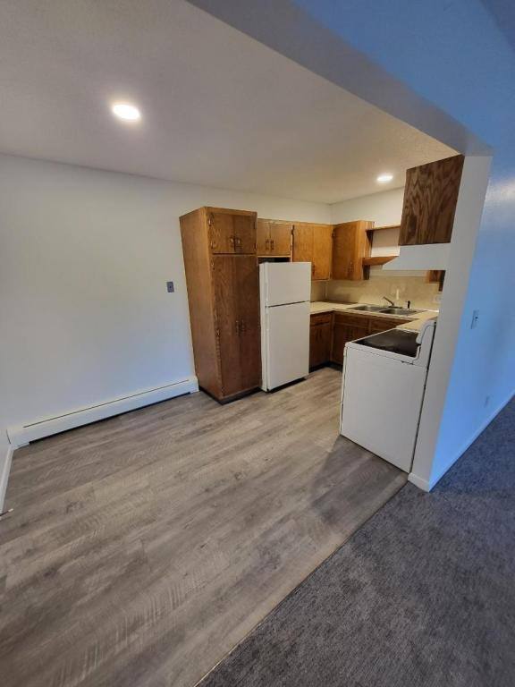 Apartment for rent at 1739 1st Ave N #11, Estherville, IA 51334