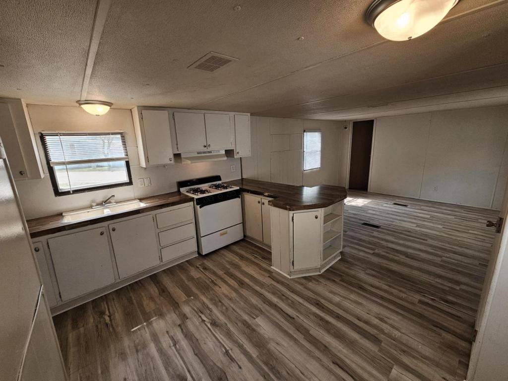 House for rent at 300 Medary Ave S #60, Brookings, SD 57006