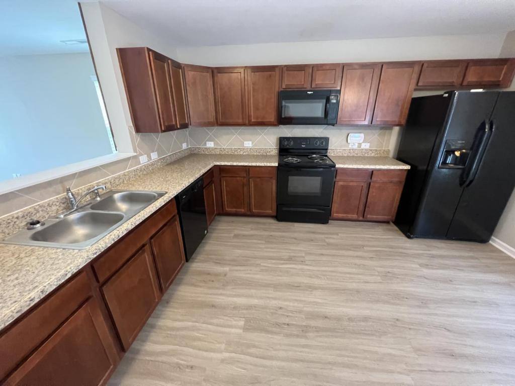 House for rent at 9429 Hanberry Blvd, Charlotte, NC 28213