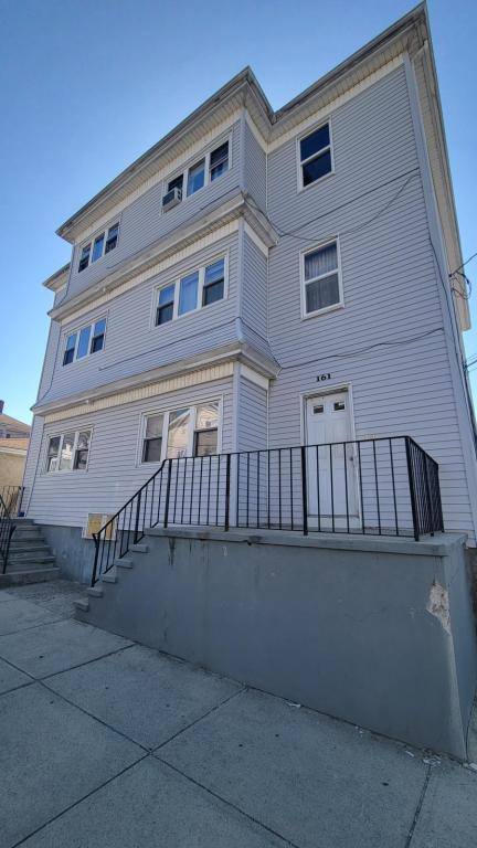 Apartment for rent at 167 Mulberry St, Fall River, MA 02721