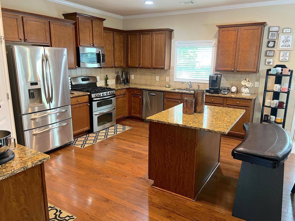 House for rent at 6117 Golf View Crossing, Locust Grove, GA 30248