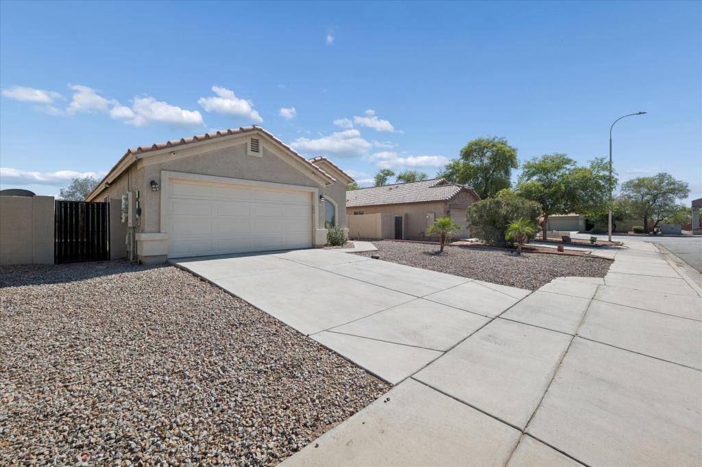 House for rent at 2233 W Alta Vista Rd, Phoenix, AZ 85041