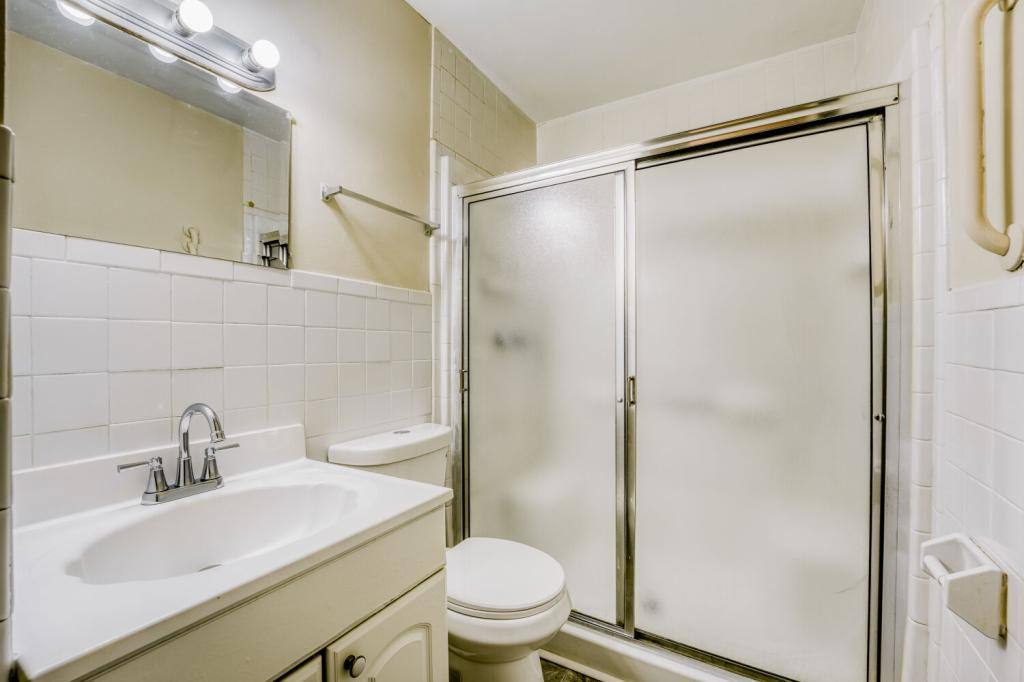 House for rent at 1340 Pineglen Dr, Riverdale, GA 30296