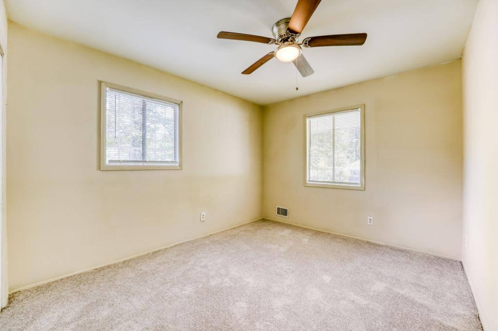 House for rent at 1340 Pineglen Dr, Riverdale, GA 30296