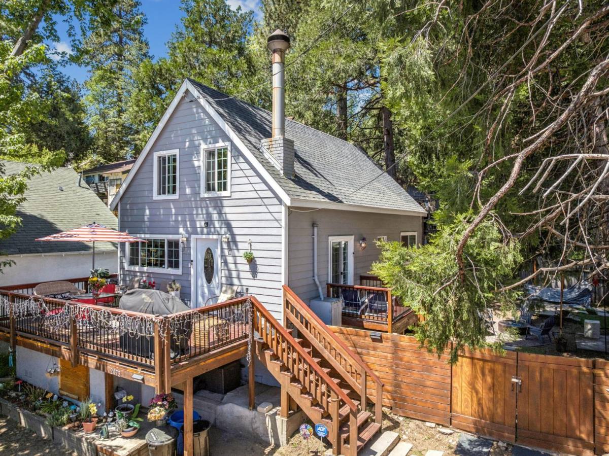 House for rent at 2472 Deep Creek Dr #F176, Running Springs, CA 92382