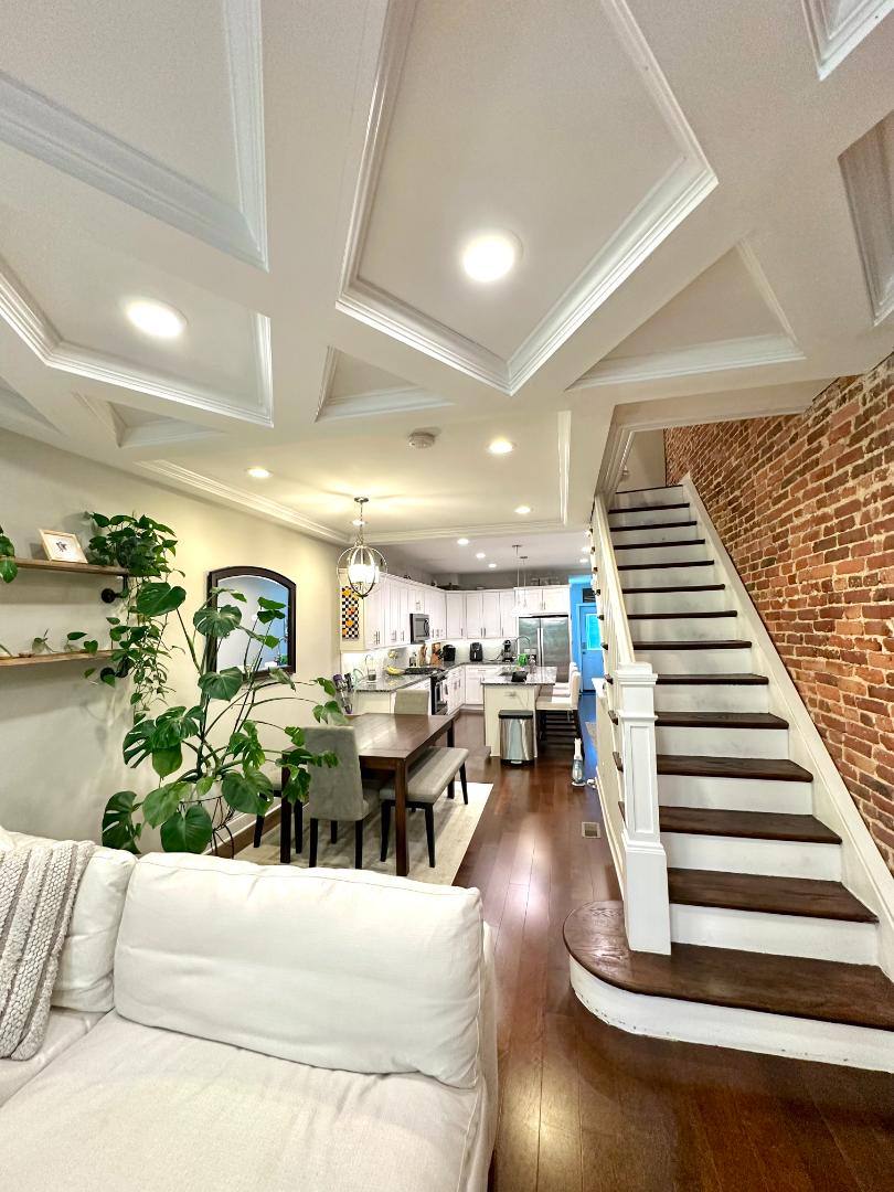 House for rent at 271 S E Ave, Baltimore, MD 21224