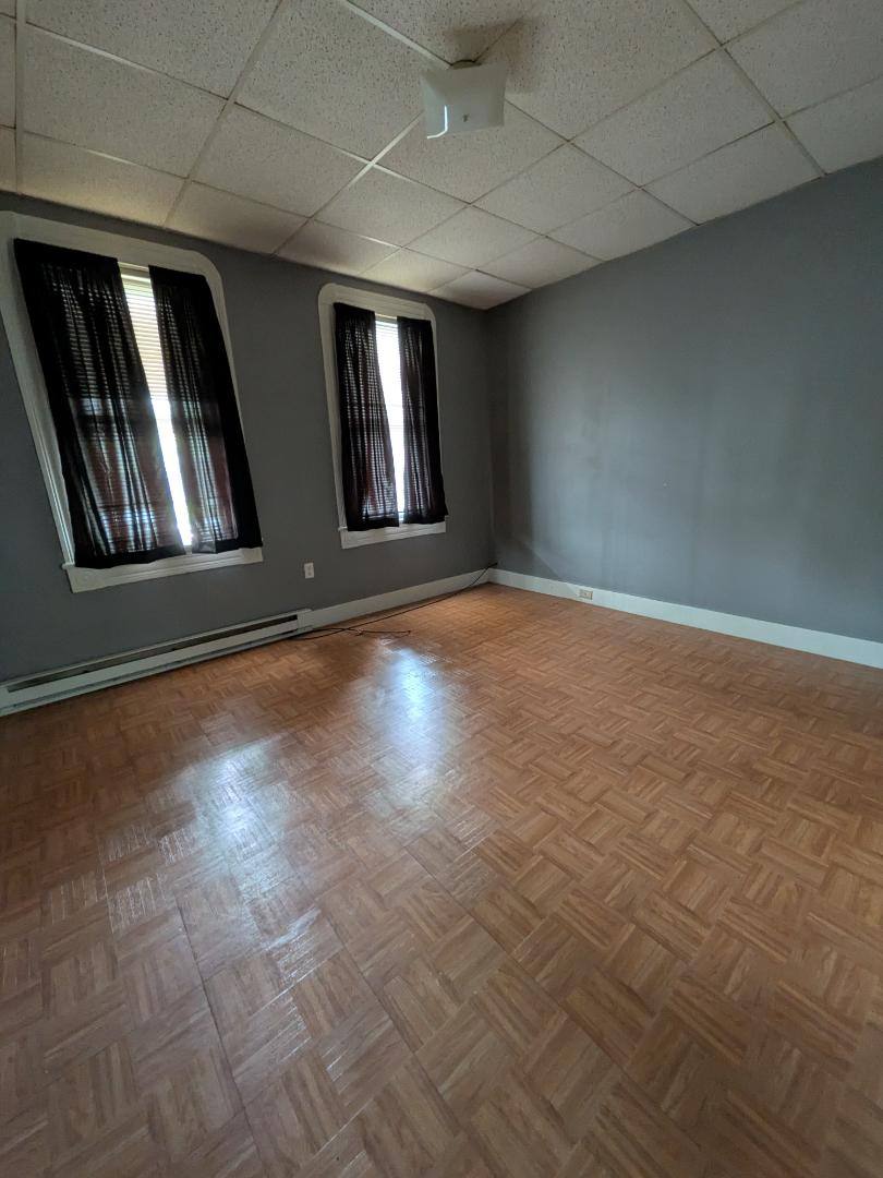Apartment for rent at 506-508 S Irving Ave #508-1, Scranton, PA 18505