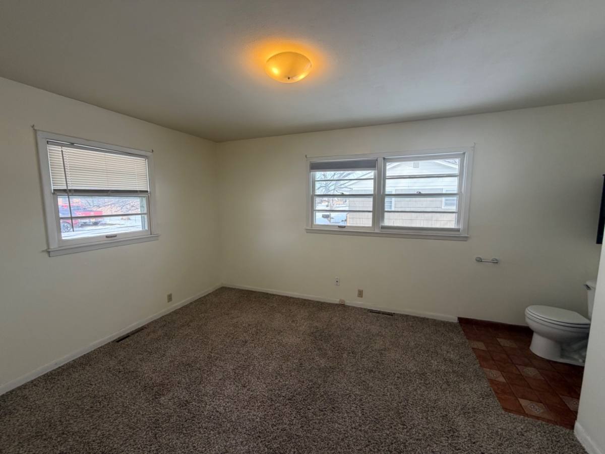 House for rent at 209 W 26th Ave, Hutchinson, KS 67502