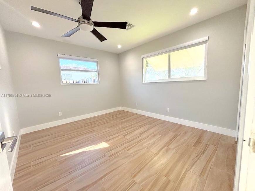 House for rent at 401 S Highland Dr, Hollywood, FL 33021