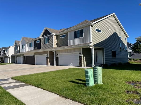 Townhouse for rent at Cottagewood Townhomes, 3802-4093 50th Ave S, Fargo, ND 58104
