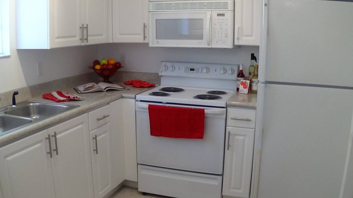 Apartment for rent at 1971 Brandywine Rd, West Palm Beach, FL 33409