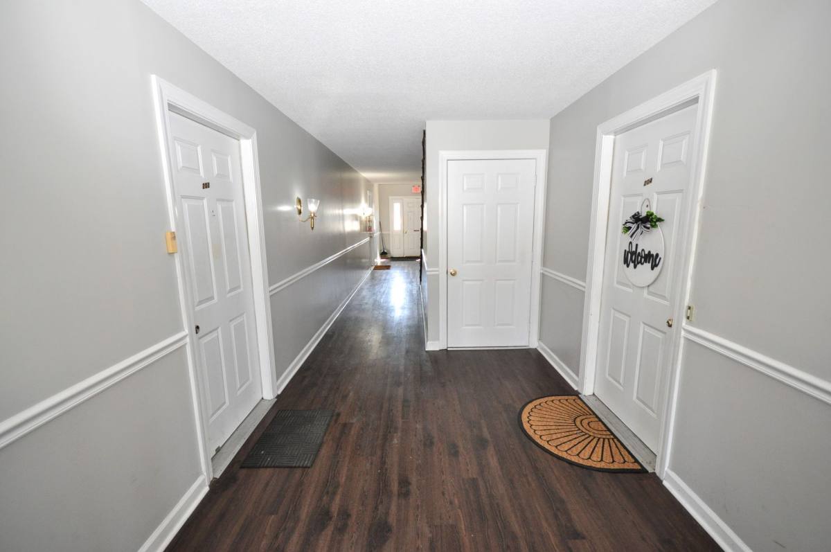Apartment for rent at 620 Oak Park Blvd, Calvert City, KY 42029