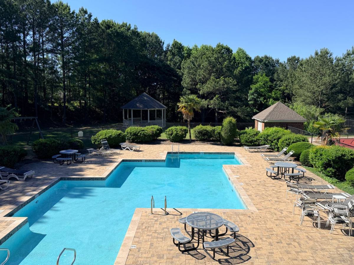 House for rent at 2938 Summit Dr, Fultondale, AL 35068