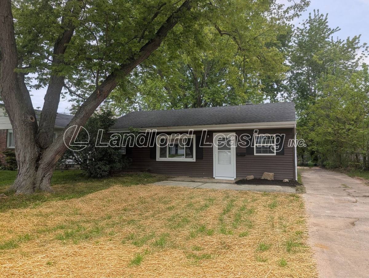 House for rent at 629 Vermont Dr, Lorain, OH 44052