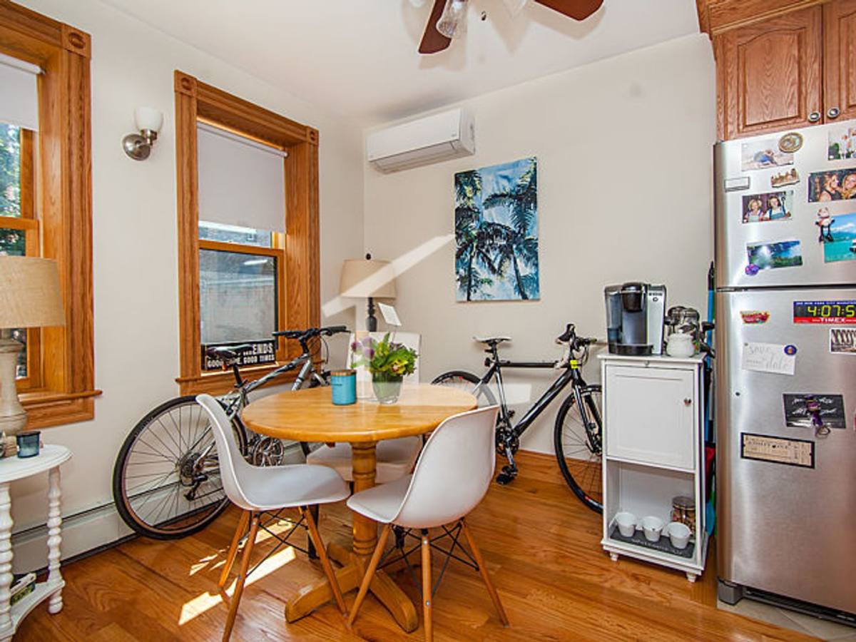 Apartment for rent at 137 Charles St #1, Boston, MA 02114