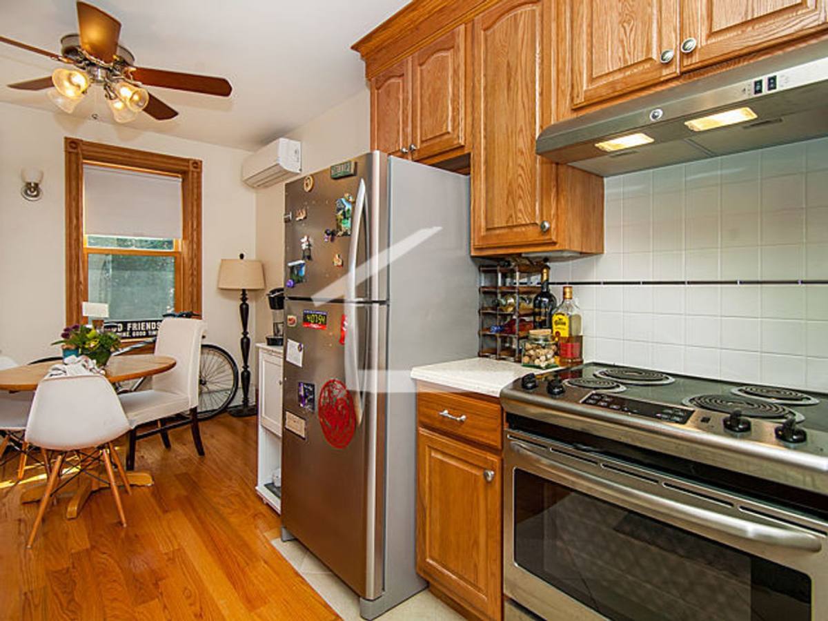 Apartment for rent at 137 Charles St #1, Boston, MA 02114