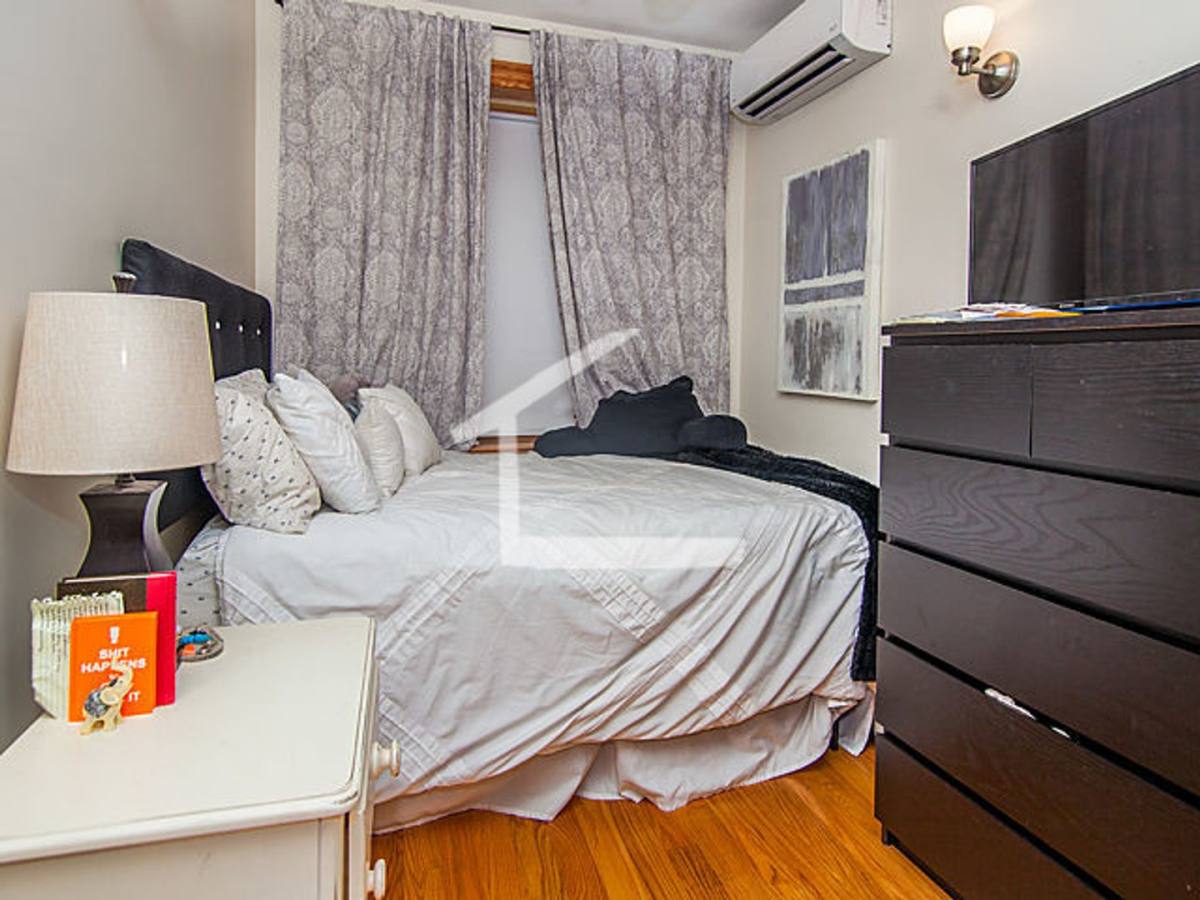Apartment for rent at 137 Charles St #1, Boston, MA 02114