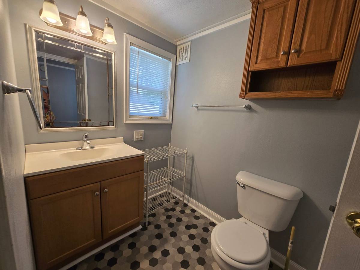 House for rent at 2506 W Main St Extended, Elizabeth City, NC 27909