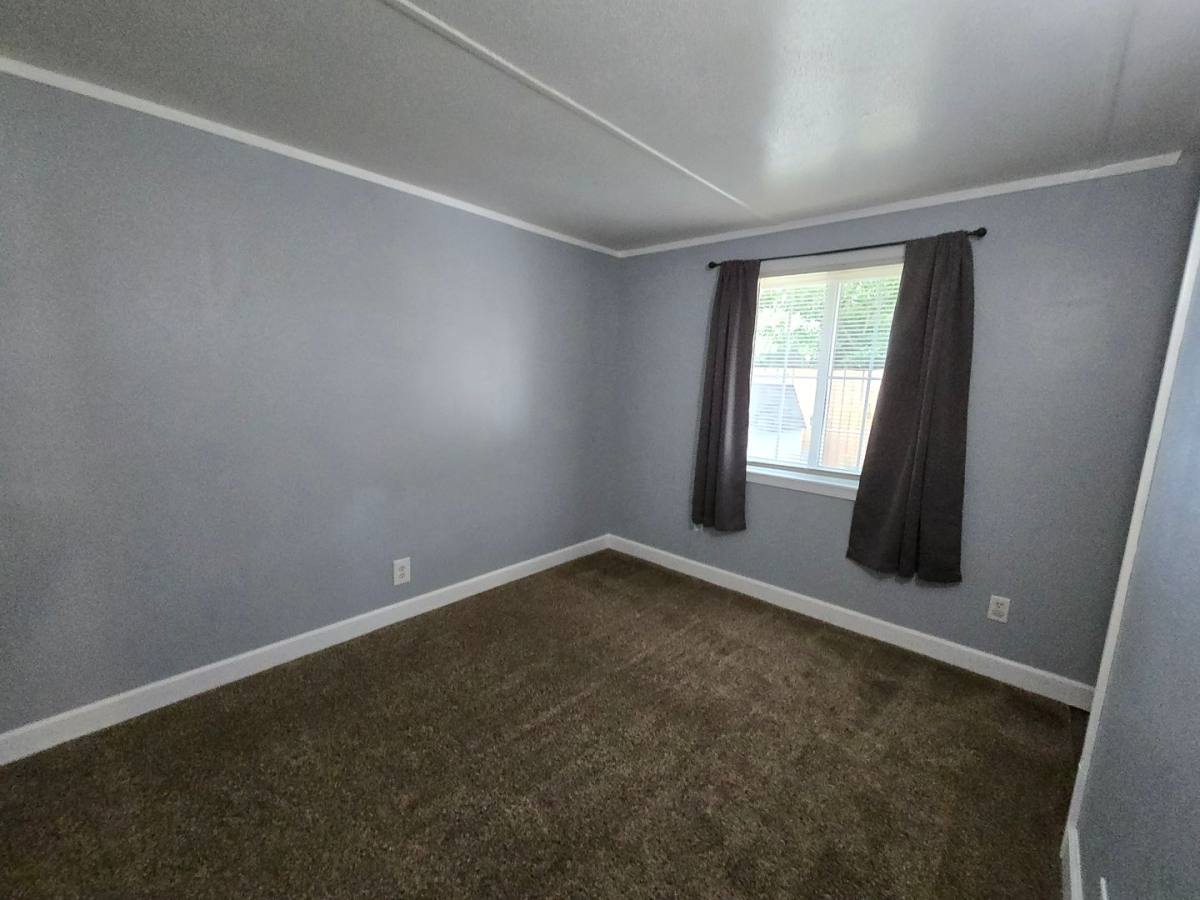 House for rent at 2506 W Main St Extended, Elizabeth City, NC 27909