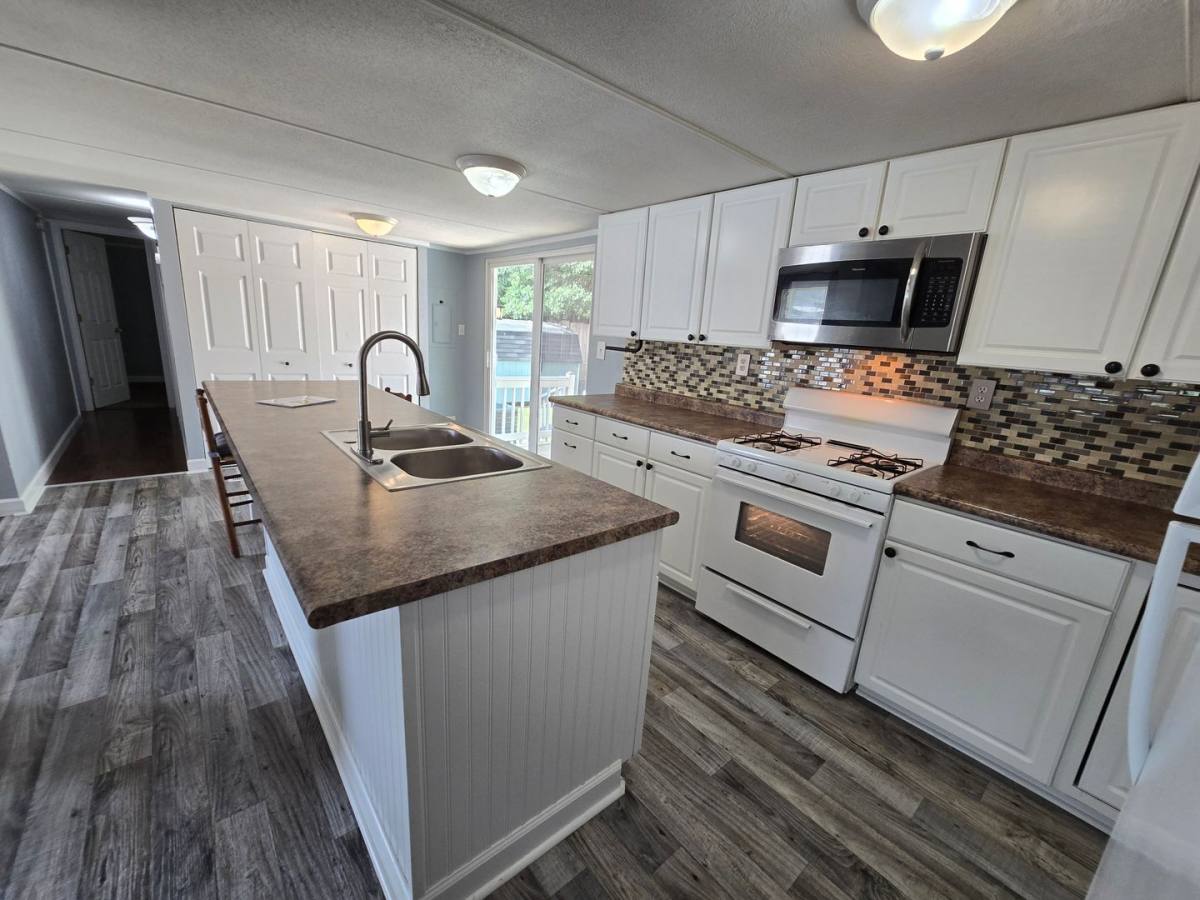 House for rent at 2506 W Main St Extended, Elizabeth City, NC 27909