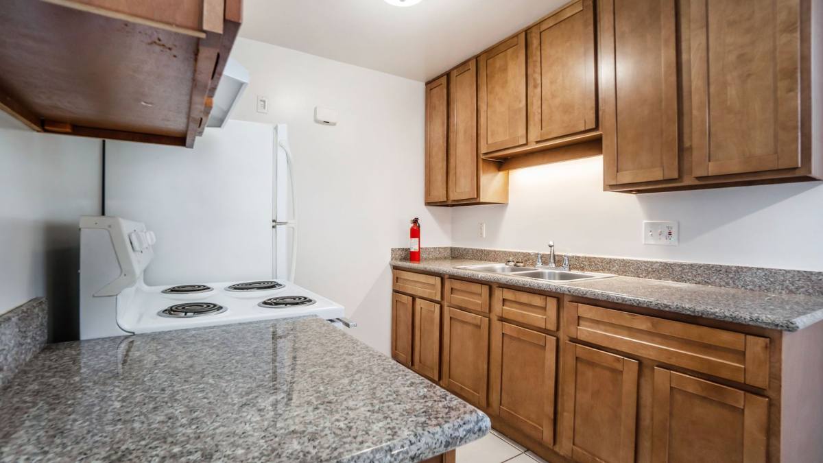 Apartment for rent at 1576 & 1580 Buena Vista, Alameda, CA 94501