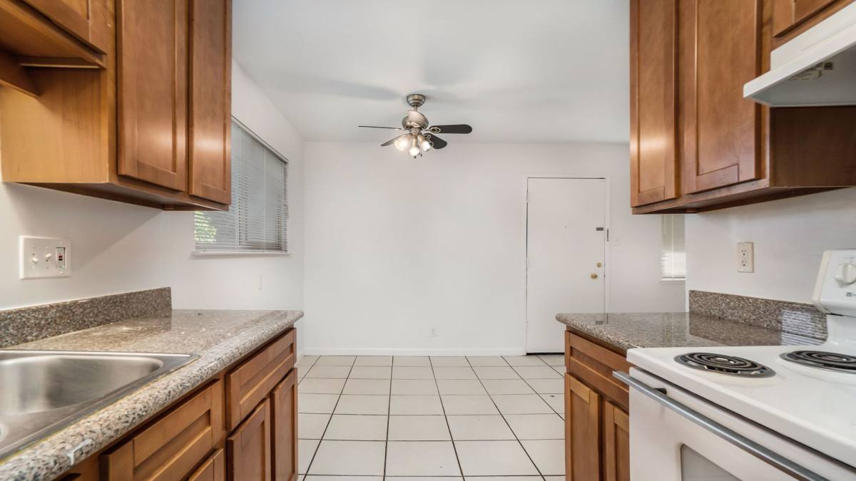 Apartment for rent at 1576 & 1580 Buena Vista, Alameda, CA 94501