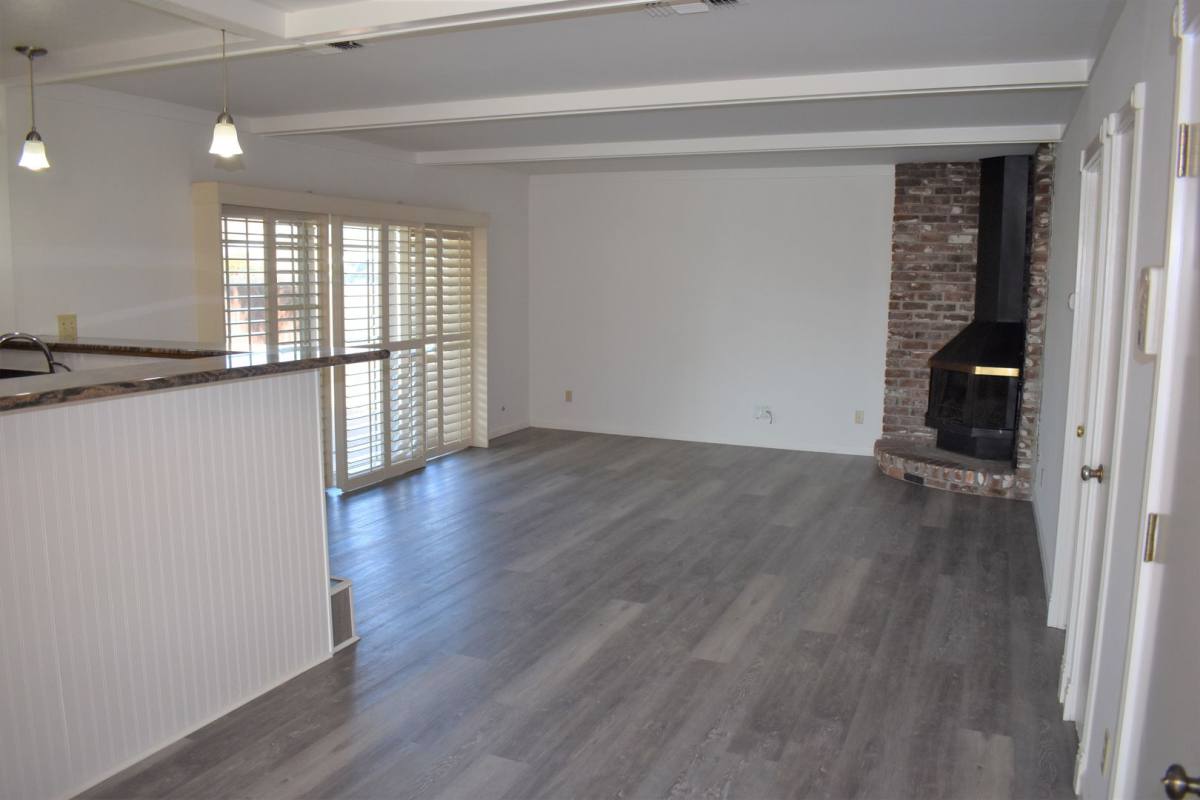 House for rent at 6661 9th Ave, Sacramento, CA 95820