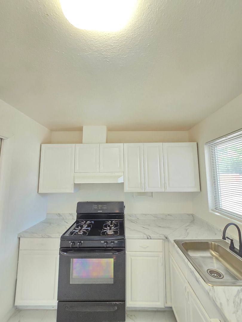 Apartment for rent at 44221 4th St E, Lancaster, CA 93535