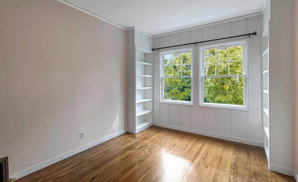 House for rent at 1908 Melvin Rd, Oakland, CA 94602