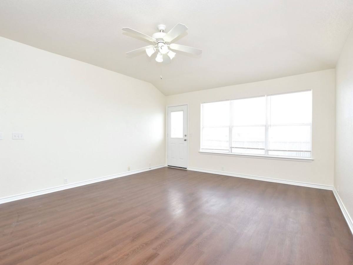 House for rent at 14521 Gurney's Eagle Dr, Elgin, TX 78621