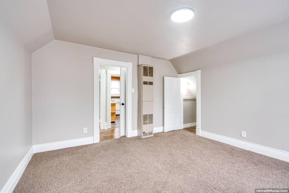 Apartment for rent at 829 N State St, Appleton, WI 54911