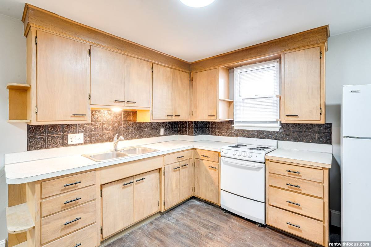 Apartment for rent at 829 N State St, Appleton, WI 54911