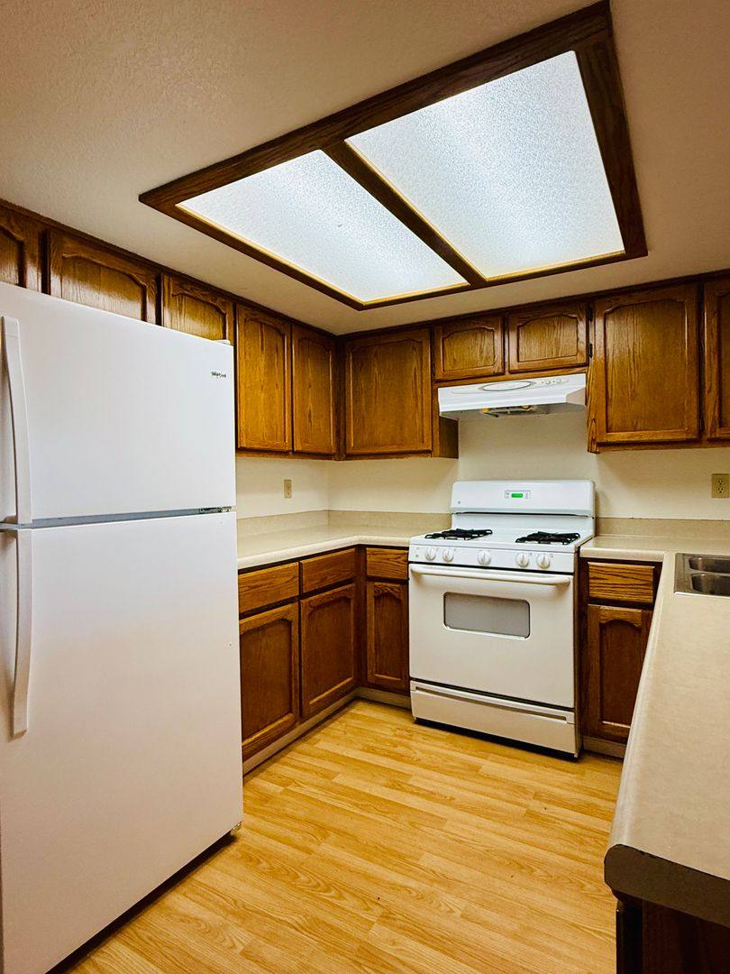 Townhouse for rent at 247 E Upjohn Ave, Ridgecrest, CA 93555