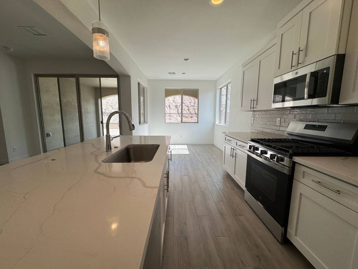 House for rent at 3295 Blacksmith Dr, Bullhead City, AZ 86429