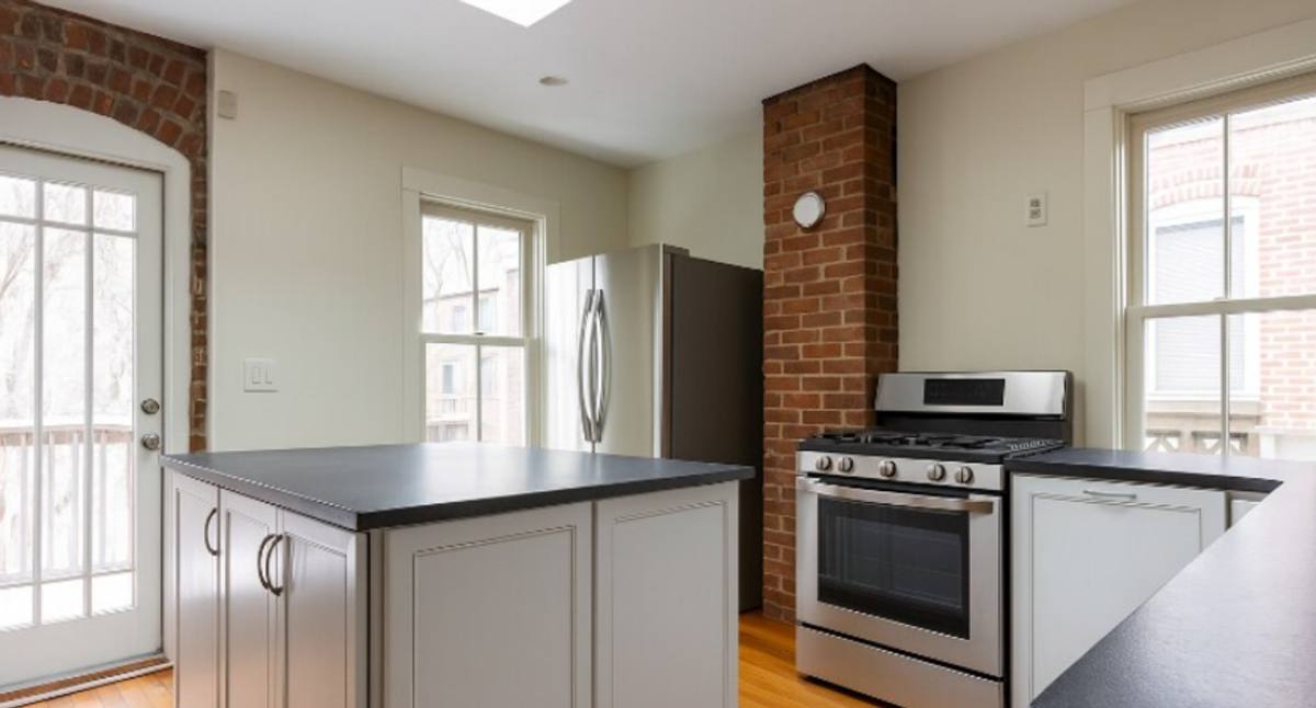 Townhouse for rent at 153 Highland St #3, Roxbury, MA 02119