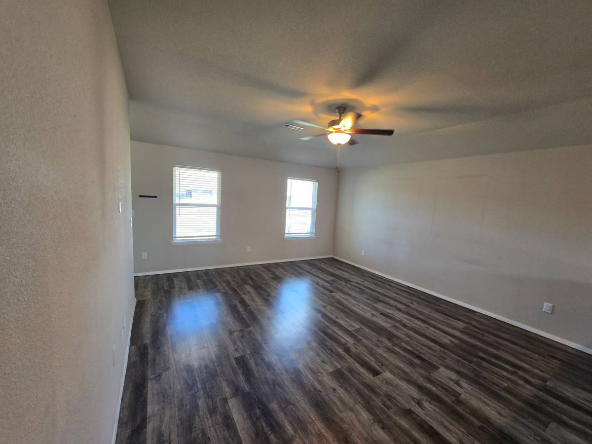 House for rent at 1061 E Bunting N A, Fayetteville, AR 72701