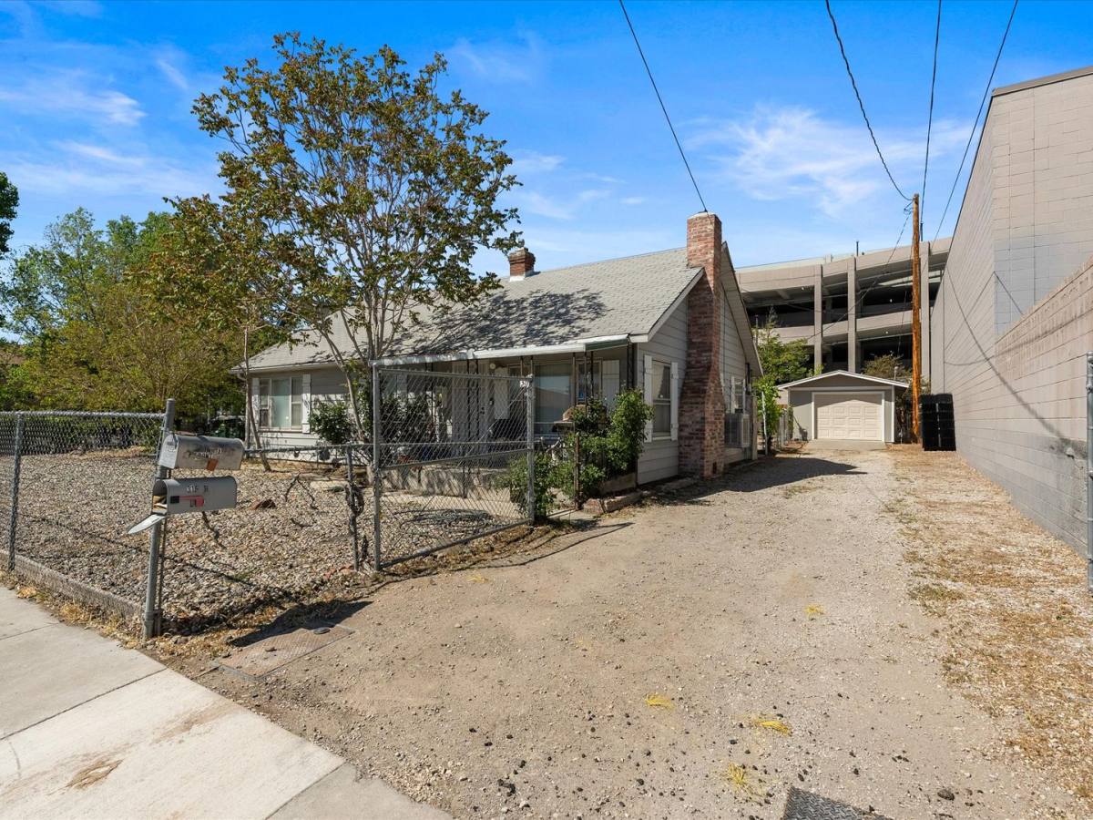 Apartment for rent at 319 Maine St, Reno, NV 89502