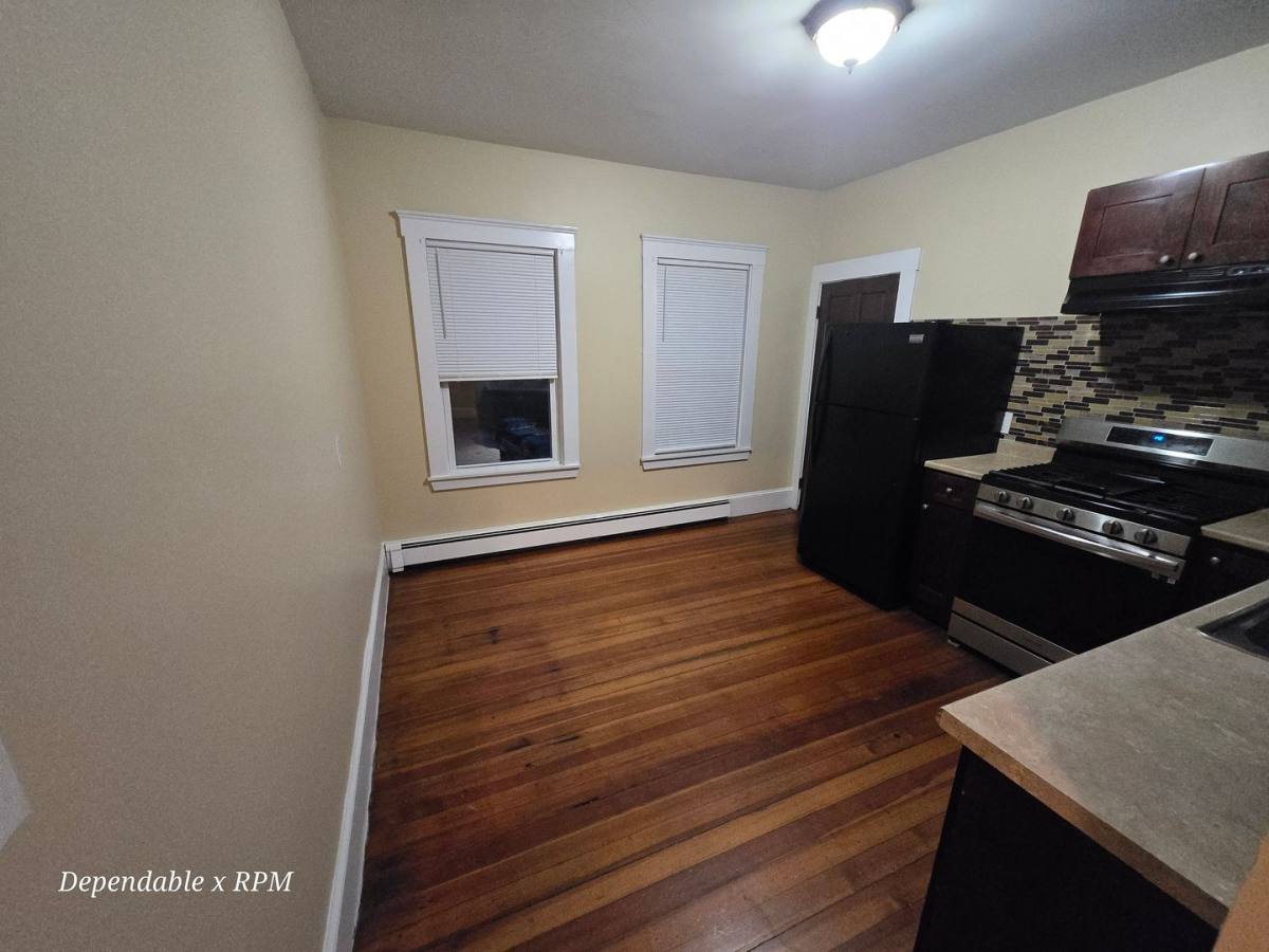 Apartment for rent at 735 Washington St, Dorchester Center, MA 02124