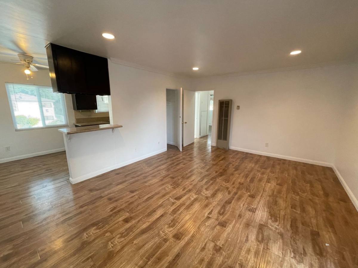 Apartment for rent at 7033 Fulton Ave, North Hollywood, CA 91605