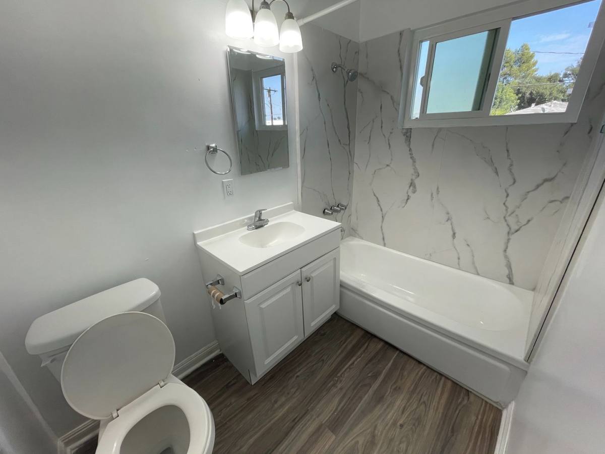 Apartment for rent at 7033 Fulton Ave, North Hollywood, CA 91605
