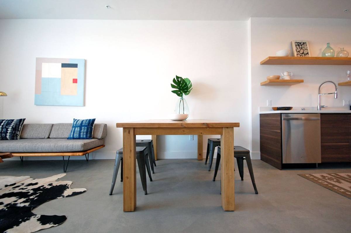 Apartment for rent at 2980 Allesandro St, Los Angeles, CA 90039