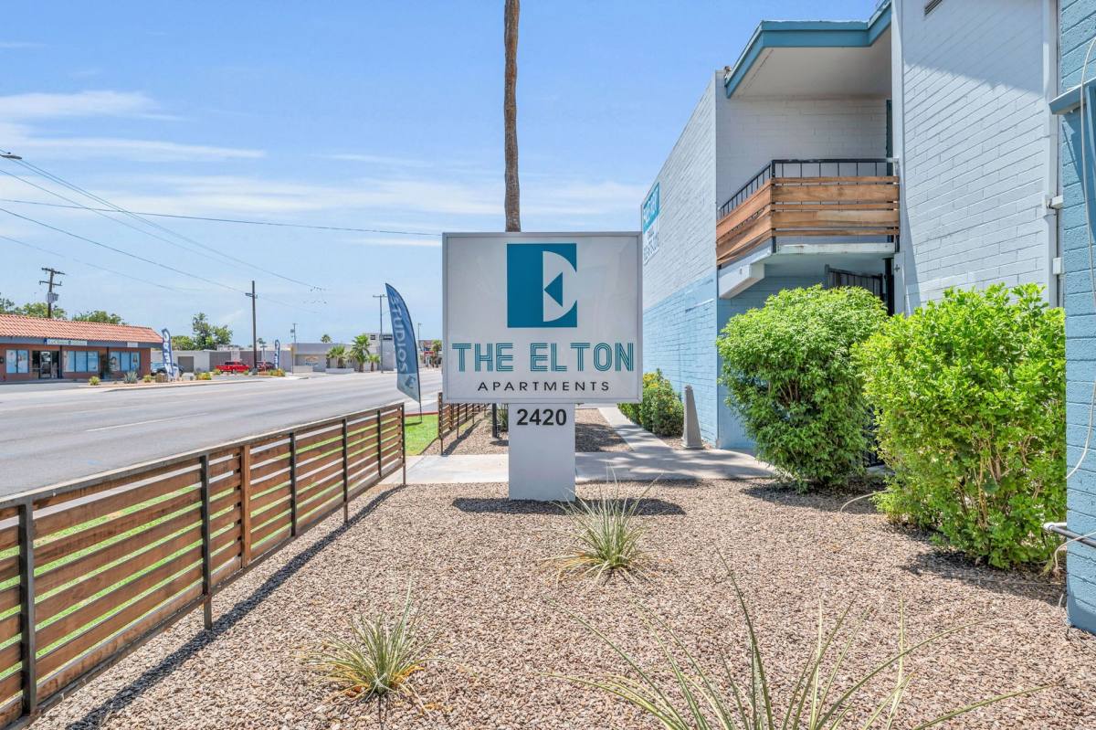 Apartment for rent at 2420 N 24th St, Phoenix, AZ 85008